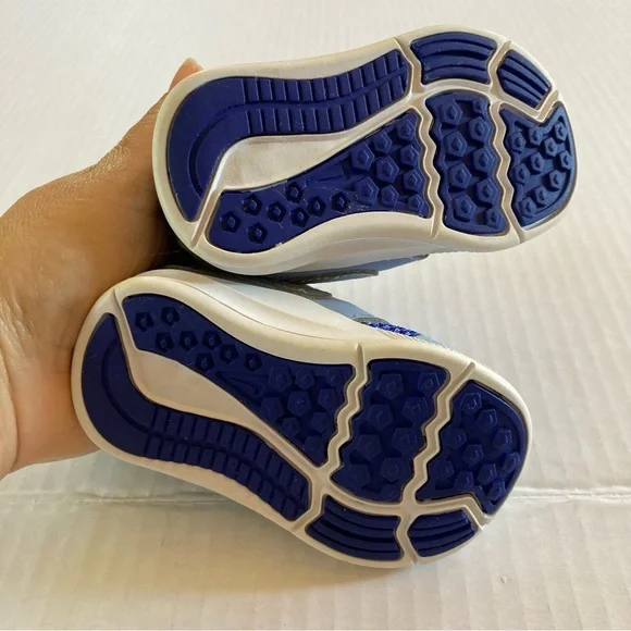 Nike Downshifter 7 Shoes Size 2C - Picture 5 of 8